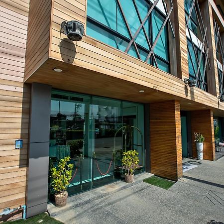 Holatel Phitsanulok Exterior foto