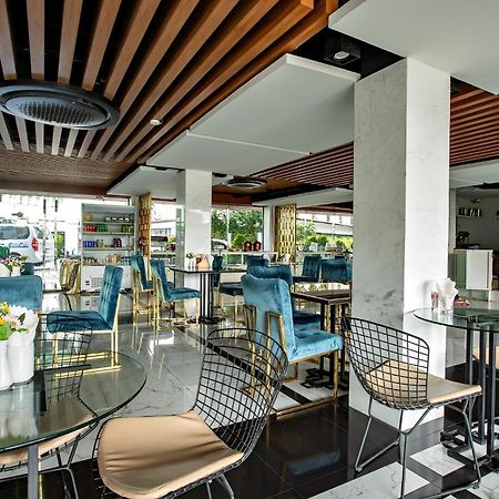 Holatel Phitsanulok Exterior foto