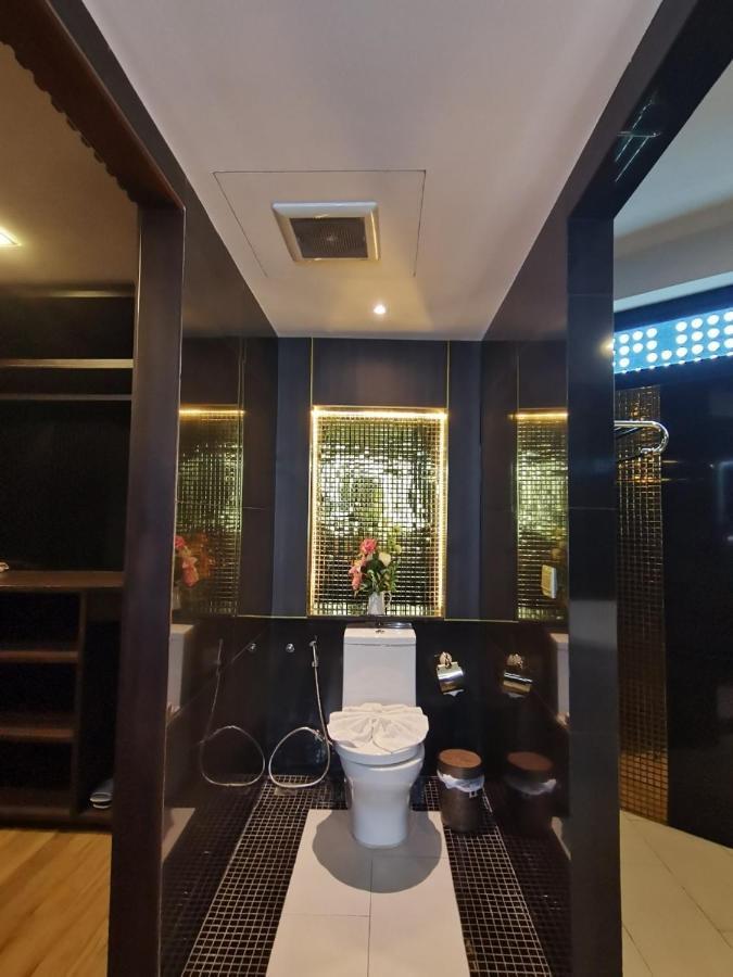 Holatel Phitsanulok Exterior foto