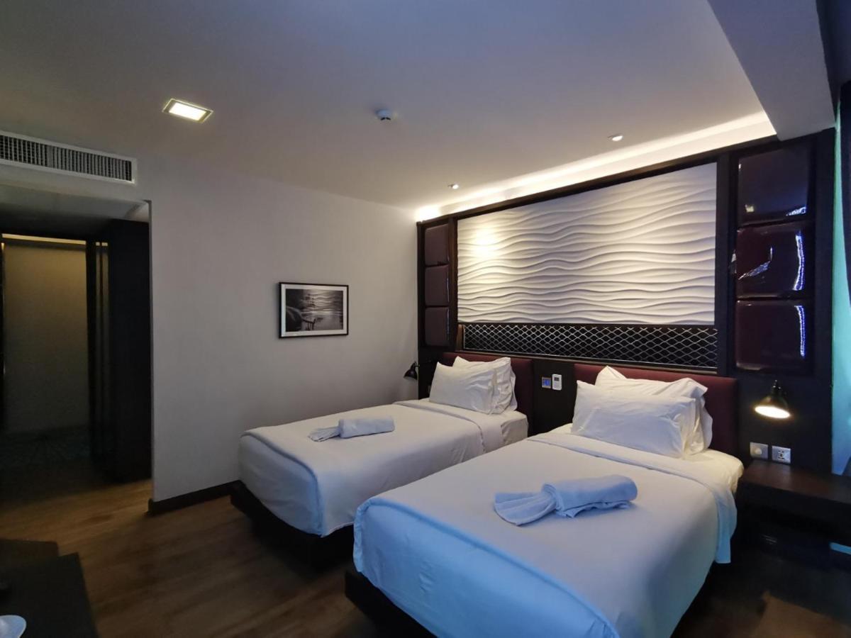 Holatel Phitsanulok Exterior foto