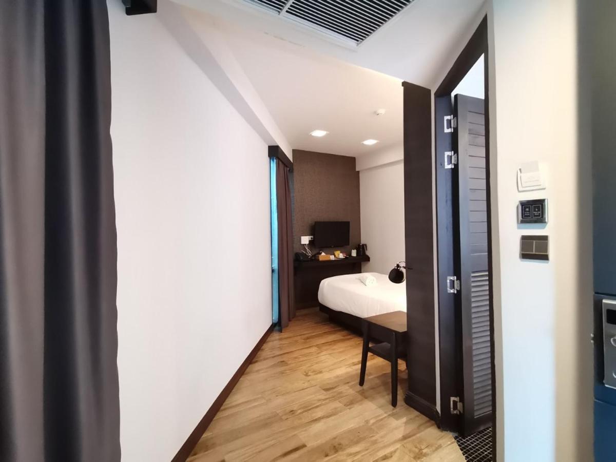 Holatel Phitsanulok Exterior foto